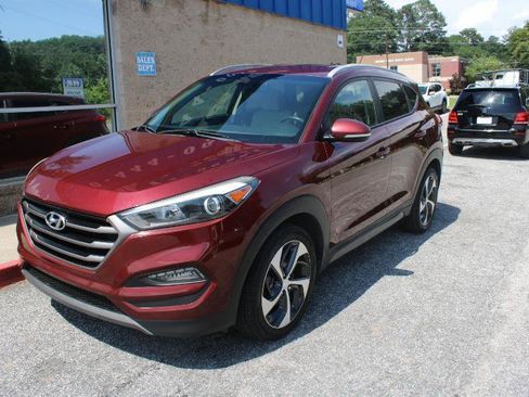 Used 2016 Hyundai Tucson Sport AWD/4WD image 3