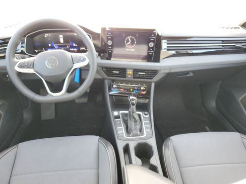 New 2026 Volkswagen Jetta SE FWD image 8