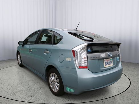 Used 2015 Toyota Prius Prime Advanced FWD image 5