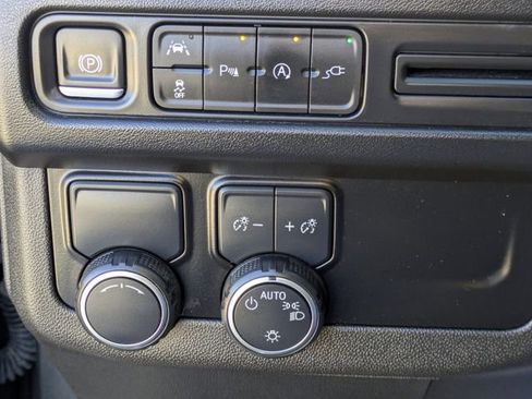 Used 2021 Chevrolet Tahoe Premier image 22