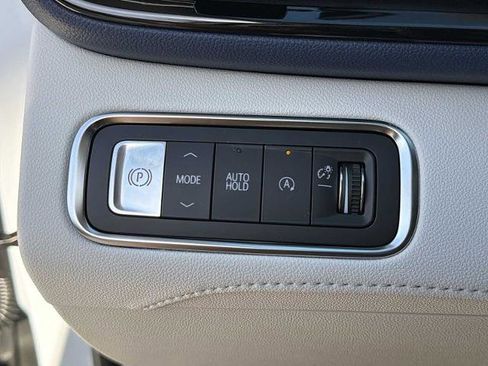 New 2026 Buick Enclave Avenir w/ Super Cruise Package image 16