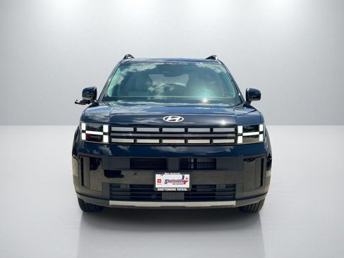 Used 2026 Hyundai Santa Fe SEL FWD image 2