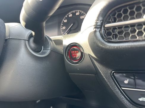 Used 2024 Honda HR-V EX-L image 22