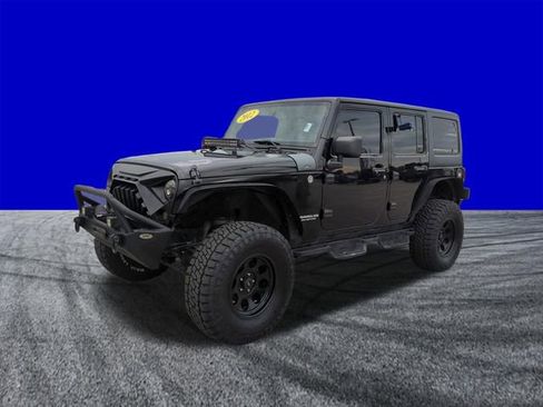Used 2012 Jeep Wrangler Unlimited Rubicon w/ Connectivity Group AWD/4WD image 8