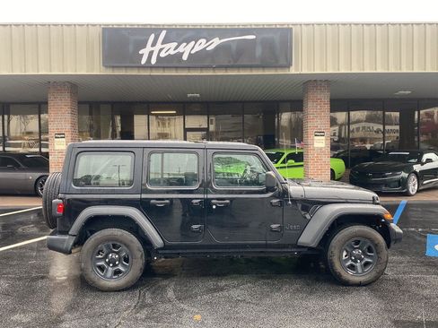 Certified 2022 Jeep Wrangler Unlimited Sport image 4