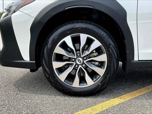 Used 2025 Subaru Outback Touring XT image 9