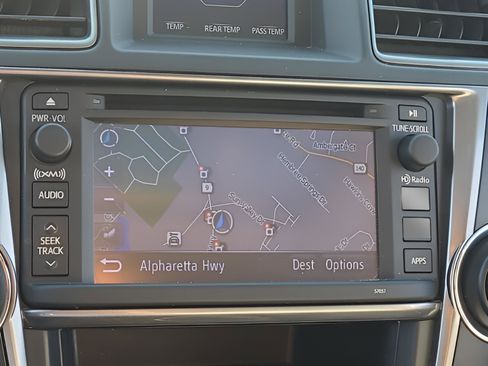 Used 2013 Toyota Highlander Limited image 21