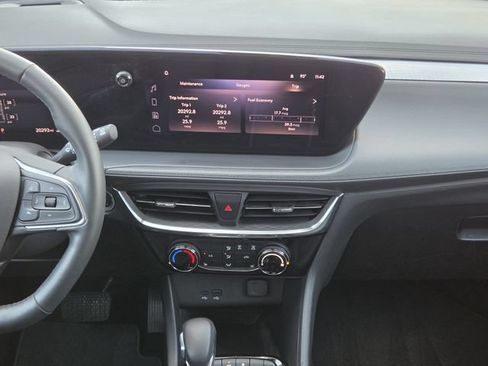 Used 2024 Buick Encore GX Sport Touring w/ Experience Buick Package FWD image 19