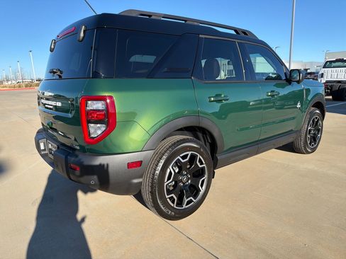 New 2025 Ford Bronco Sport Outer Banks w/ Outer Banks Tech Package+ image 5