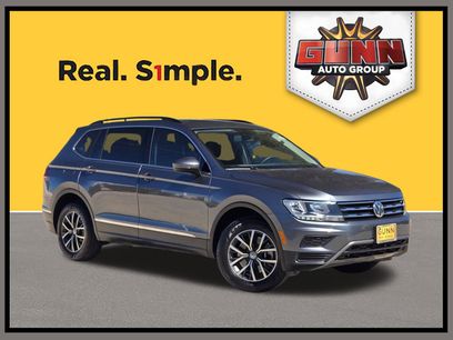 Used 2020 Volkswagen Tiguan SE w/ Panoramic Sunroof Package