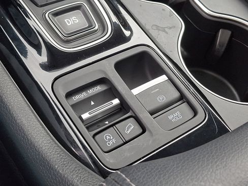 Used 2023 Honda Pilot Touring image 26