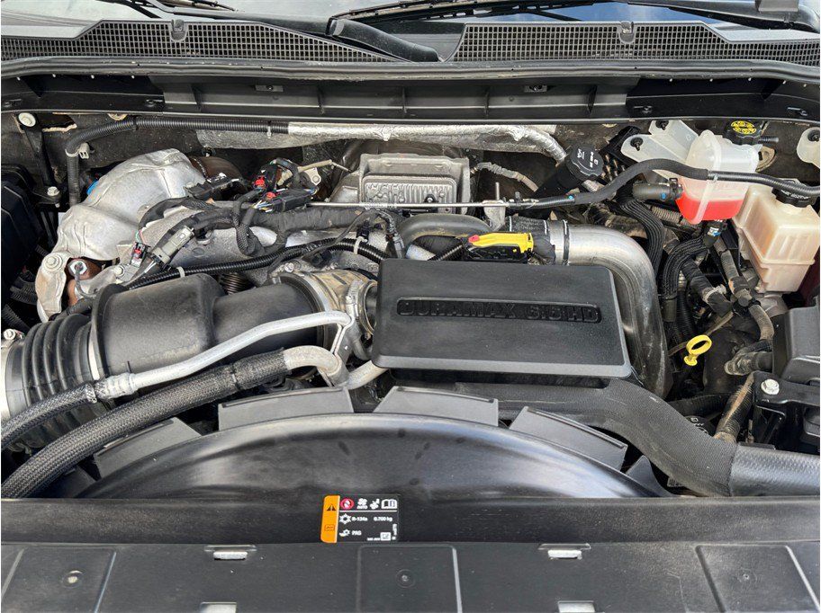 Used 2023 Chevrolet Silverado 2500 LT AWD/4WD image 8