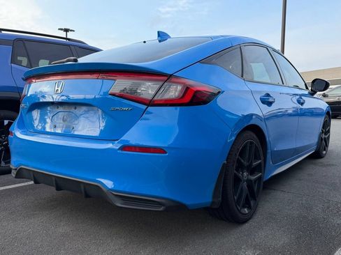 Used 2022 Honda Civic Sport image 6