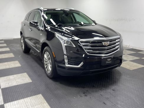 Used 2018 Cadillac XT5 Luxury w/ Driver Awareness Package FWD image 25