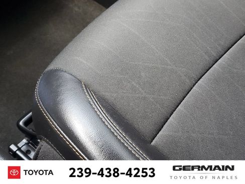 Used 2020 Chevrolet Trax LT w/ Sun & Sound Package FWD image 30