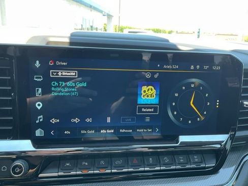 Used 2025 Chevrolet Silverado 1500 ZR2 w/ Technology Package AWD/4WD image 5