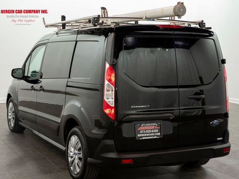 Used 2018 Ford Transit Connect XLT image 7