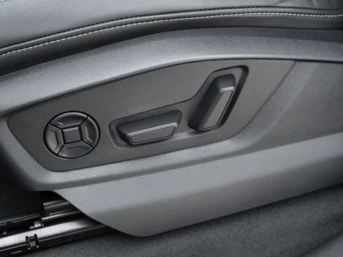 Certified 2022 Audi Q8 Premium Plus w/ Premium Plus Package image 23