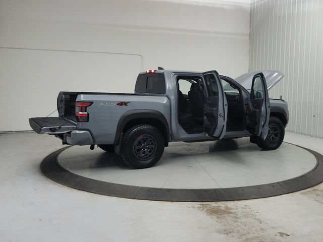 Used 2025 Nissan Frontier PRO-4X w/ Interior Protection Package AWD/4WD image 16
