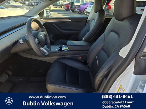 Used 2023 Tesla Model Y Long Range image 13