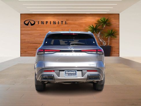 Certified 2025 INFINITI QX60 Luxe w/ Vision Package image 6