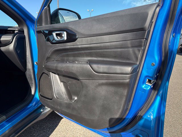Used 2025 Jeep Compass Latitude w/ Altitude Special Edition AWD/4WD image 11