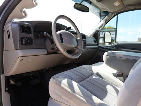 Used 2000 Ford Excursion XLT image 22