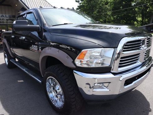 Used 2017 RAM 2500 Big Horn AWD/4WD image 3