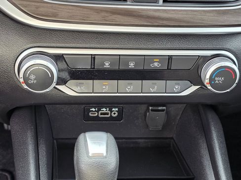 Used 2025 Nissan Altima 2.5 SV image 23