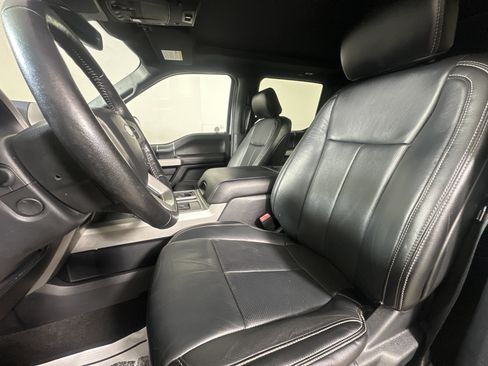 Used 2020 Ford F150 Lariat w/ Equipment Group 502A Luxury AWD/4WD image 9