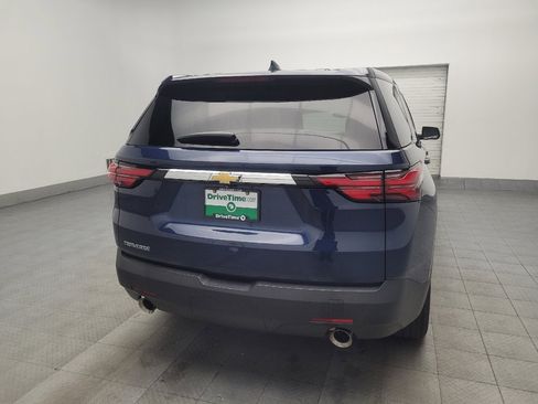 Used 2023 Chevrolet Traverse LS image 7