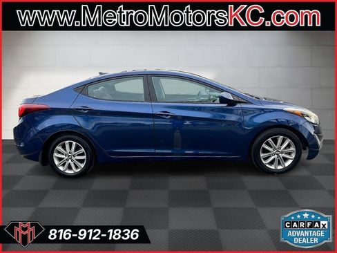 Used 2016 Hyundai Elantra SE w/ Option Group 02 image 7