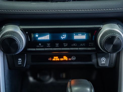 Used 2024 Toyota RAV4 LE image 19