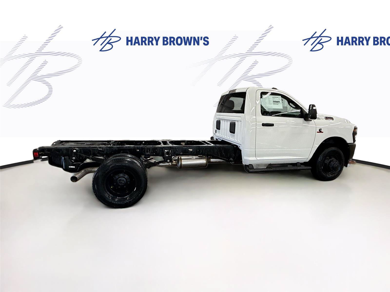 New 2026 RAM 3500 Tradesman AWD/4WD image 25