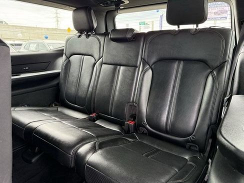 Used 2024 Jeep Wagoneer Series II w/ Flexible Seating Group AWD/4WD image 25