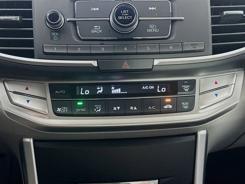 Used 2014 Honda Accord LX image 23