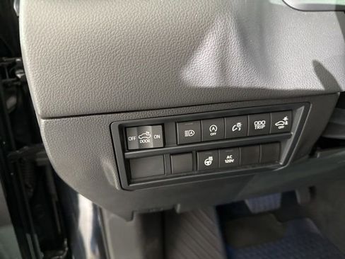 Used 2024 Toyota Tundra Limited image 20