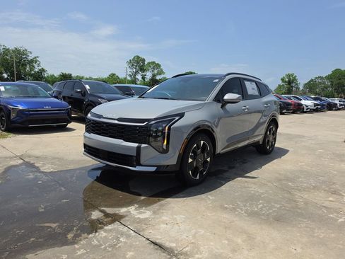 New 2026 Kia Sportage SX FWD image 4