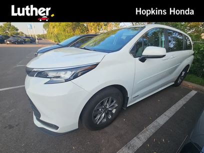 Used 2021 Toyota Sienna LE