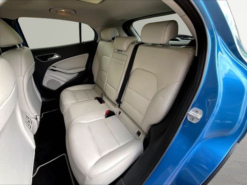 Used 2015 Mercedes-Benz GLA 250 4MATIC image 21