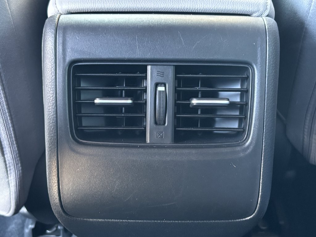Used 2018 Honda Accord EX image 19