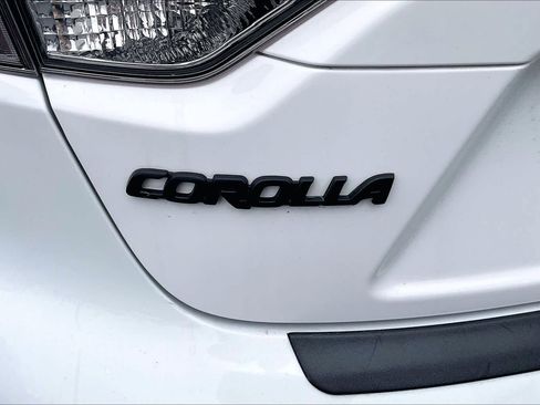 Used 2024 Toyota Corolla SE FWD image 30