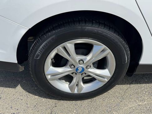 Used 2013 Ford Focus SE FWD image 35