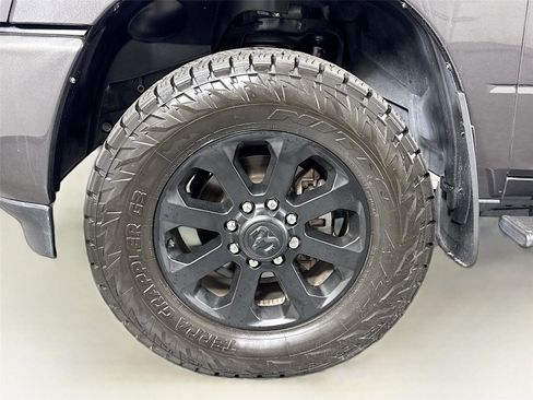 Used 2024 RAM 3500 Laramie w/ Night Edition image 44