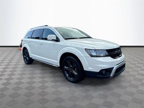 Used 2020 Dodge Journey Crossroad image 4