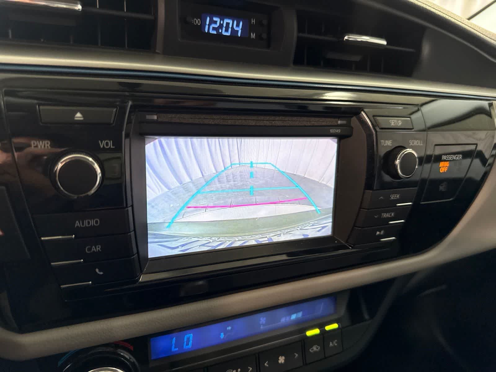 Used 2015 Toyota Corolla LE FWD image 27