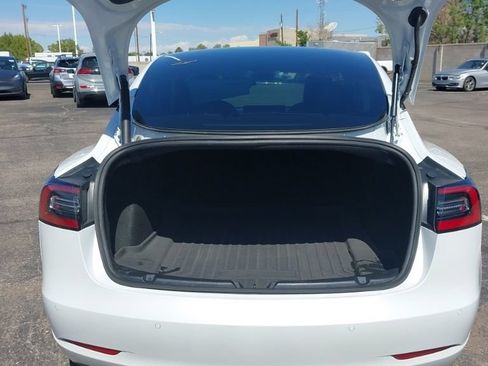 Used 2021 Tesla Model 3 Long Range AWD/4WD image 9