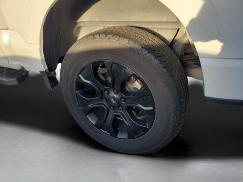 Used 2023 Ford F150 Lariat w/ Equipment Group 502A High image 24