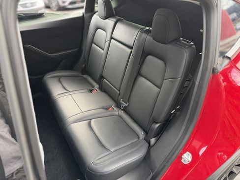 Used 2021 Tesla Model Y Long Range image 29