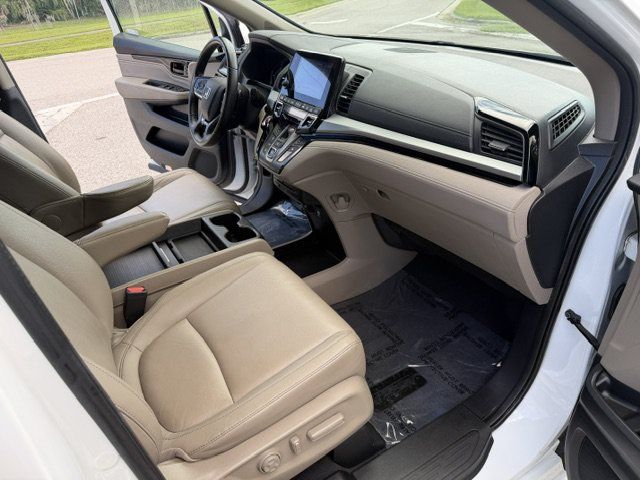 Used 2021 Honda Odyssey Touring image 17